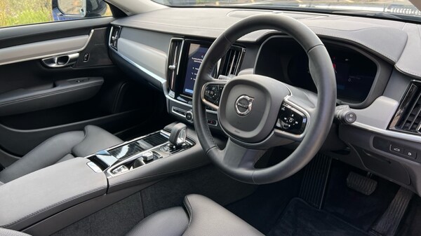 Used Volvo V90 2024 for sale - 75440045: Photo 5