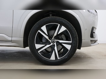 Used Volvo XC90 2024 for sale - 76062070: Photo