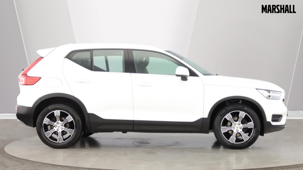 Used Volvo XC40 2021 for sale - 76834966: Photo 2