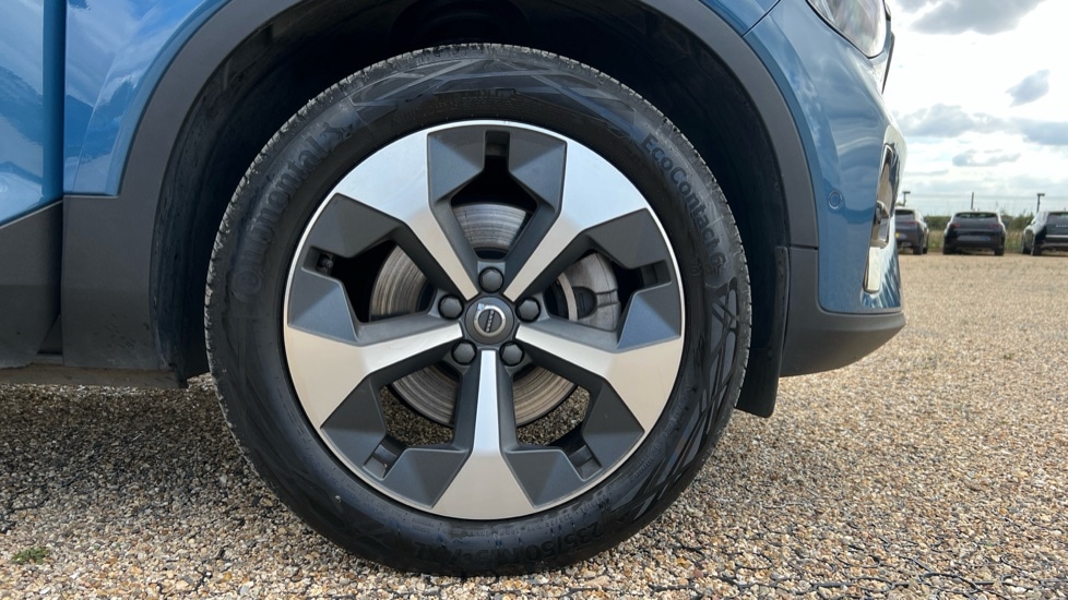 Used Volvo XC40 2023 for sale - 76014967: Photo 16