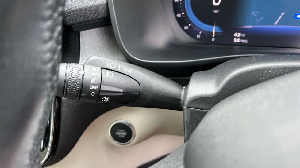 Used Volvo XC40 2023 for sale - 76014967: Photo 29