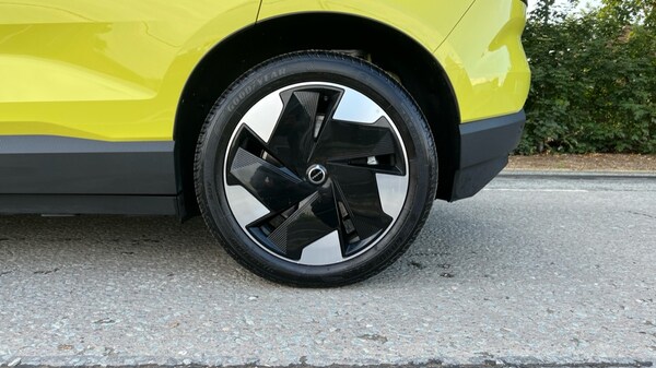 Used Volvo EX30 2025 for sale - 75439657: Photo 11