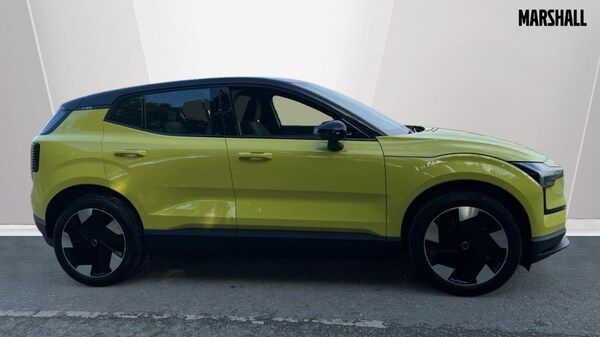 Used Volvo EX30 2025 for sale - 75439657: Photo 2