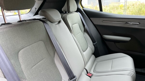 Used Volvo EX30 2025 for sale - 75440083: Photo 36