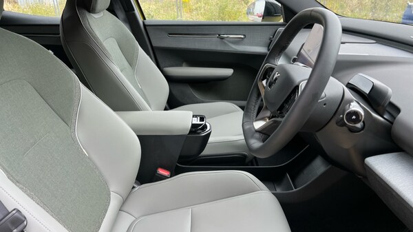 Used Volvo EX30 2025 for sale - 75440083: Photo 9