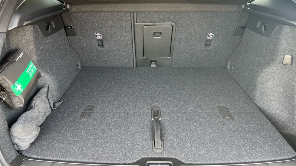 Used Volvo XC40 2025 for sale - 76479713: Photo 17