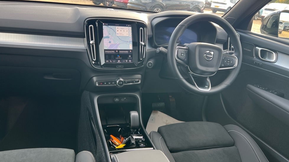 Used Volvo XC40 2025 for sale - 76479713: Photo 21