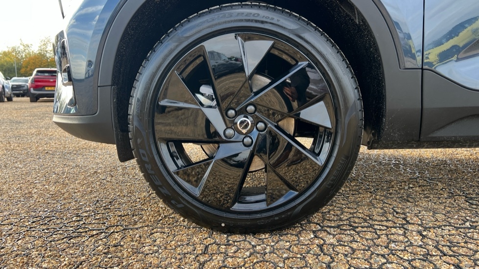 Used Volvo XC40 2025 for sale - 76479713: Photo 25