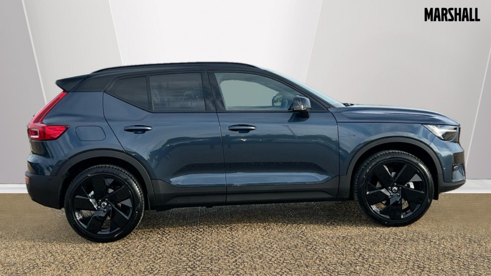 Used Volvo XC40 2025 for sale - 76479713: Photo 3