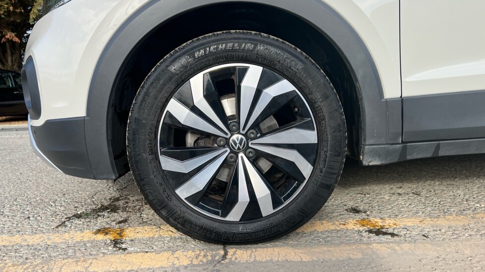 Used Volkswagen T-Cross 2022 for sale - 75921895: Photo 17