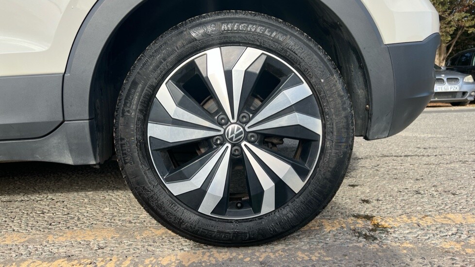 Used Volkswagen T-Cross 2022 for sale - 75921895: Photo 18