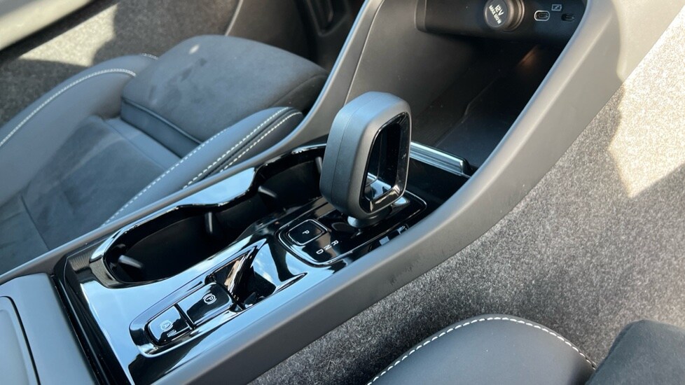 Used Volvo XC40 2024 for sale - 75874124: Photo 14