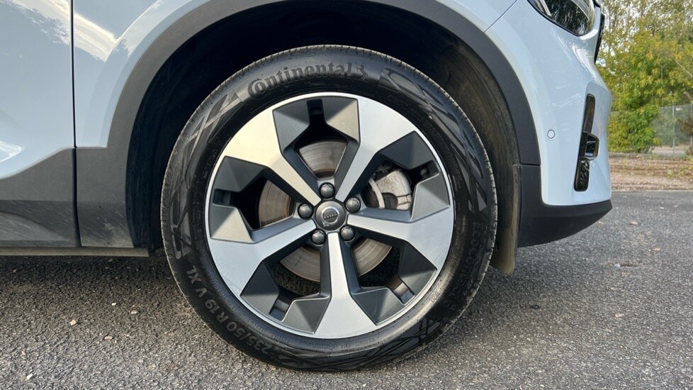 Used Volvo XC40 2024 for sale - 75874124: Photo 16