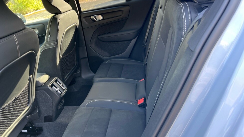 Used Volvo XC40 2024 for sale - 75874124: Photo 38
