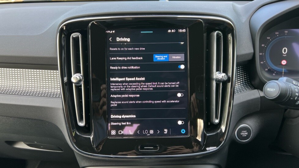 Used Volvo XC40 2024 for sale - 75874124: Photo 41