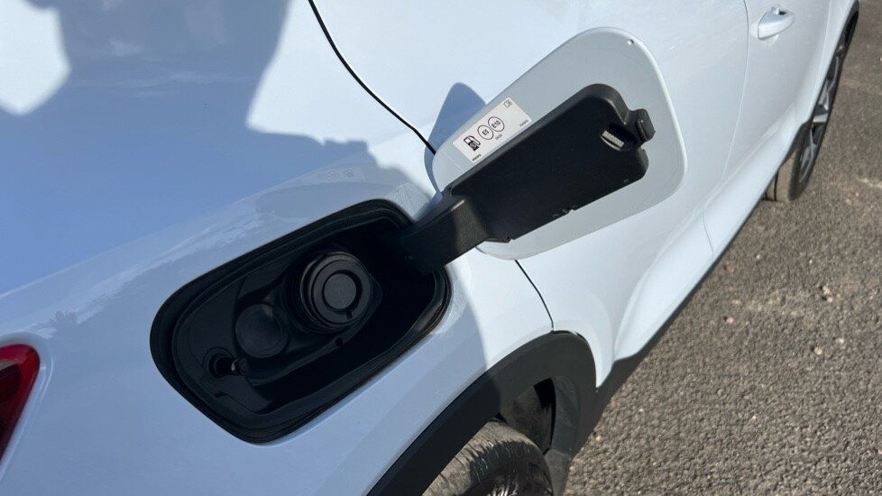 Used Volvo XC40 2024 for sale - 75874124: Photo 42