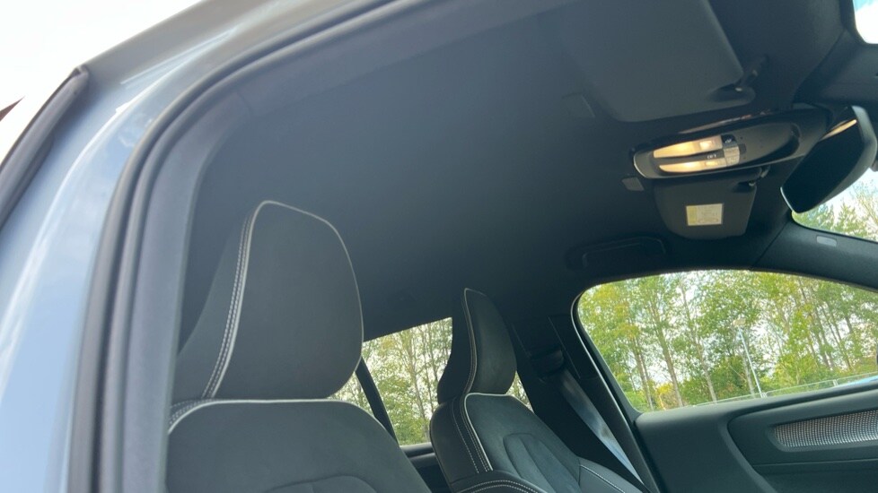 Used Volvo XC40 2024 for sale - 75874124: Photo 44