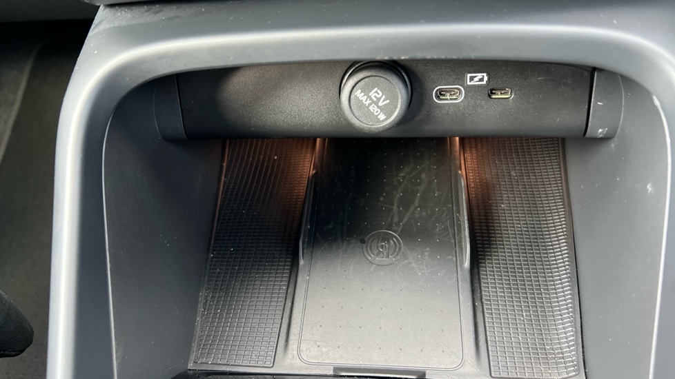 Used Volvo XC40 2024 for sale - 75874124: Photo 54