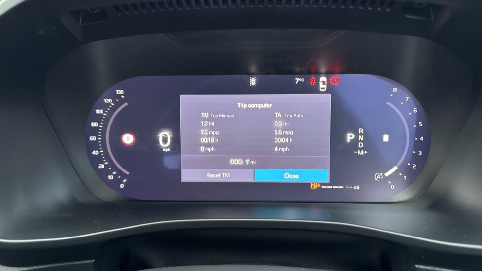 Used Volvo XC40 2025 for sale - 76458975: Photo 11