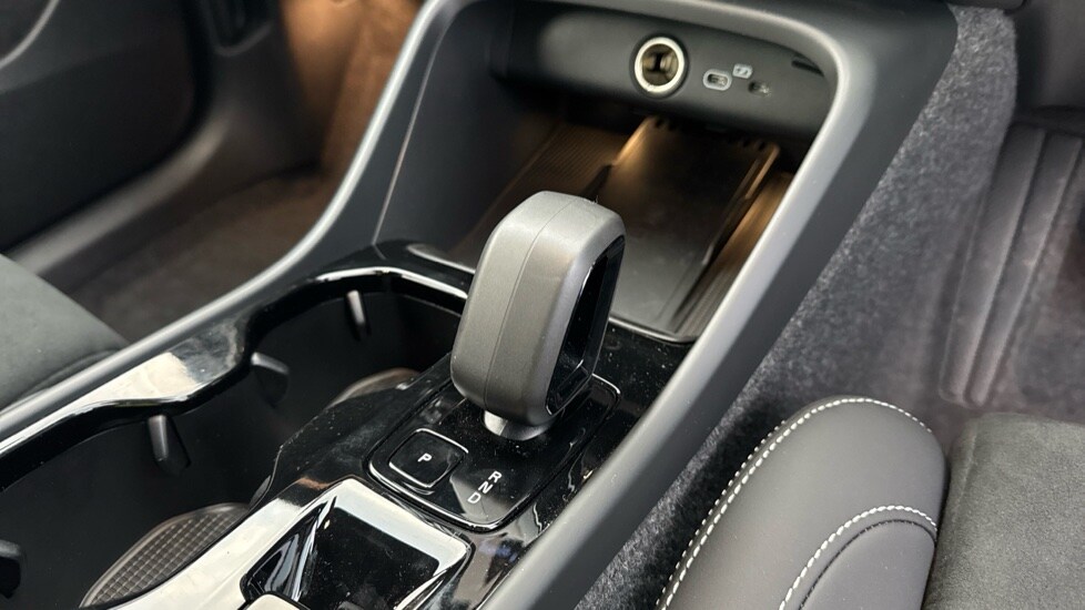 Used Volvo XC40 2025 for sale - 76458975: Photo 14