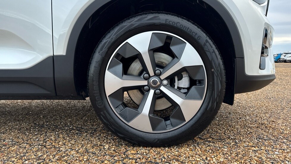 Used Volvo XC40 2025 for sale - 76458975: Photo 16