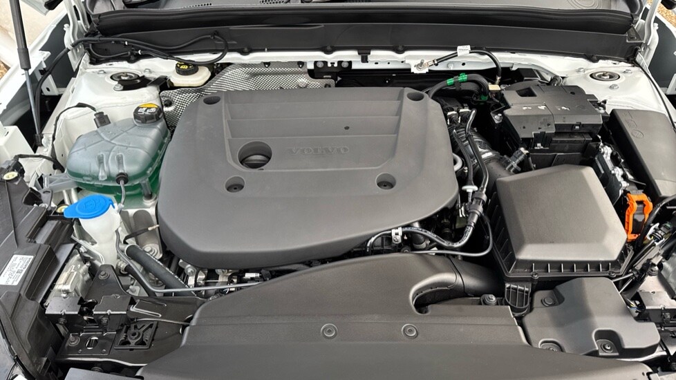 Used Volvo XC40 2025 for sale - 76458975: Photo 23