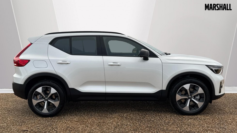 Used Volvo XC40 2025 for sale - 76458975: Photo 3
