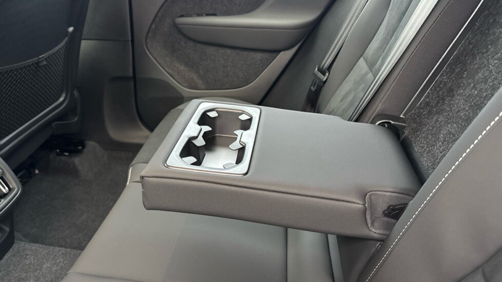 Used Volvo XC40 2025 for sale - 76458975: Photo 31