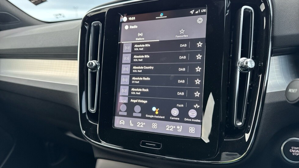 Used Volvo XC40 2025 for sale - 76458975: Photo 35