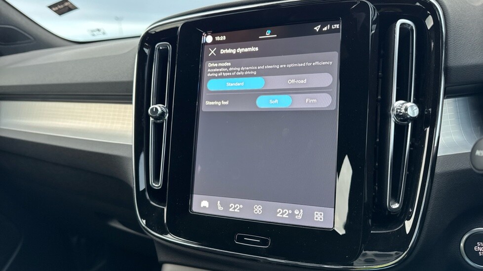 Used Volvo XC40 2025 for sale - 76458975: Photo 41