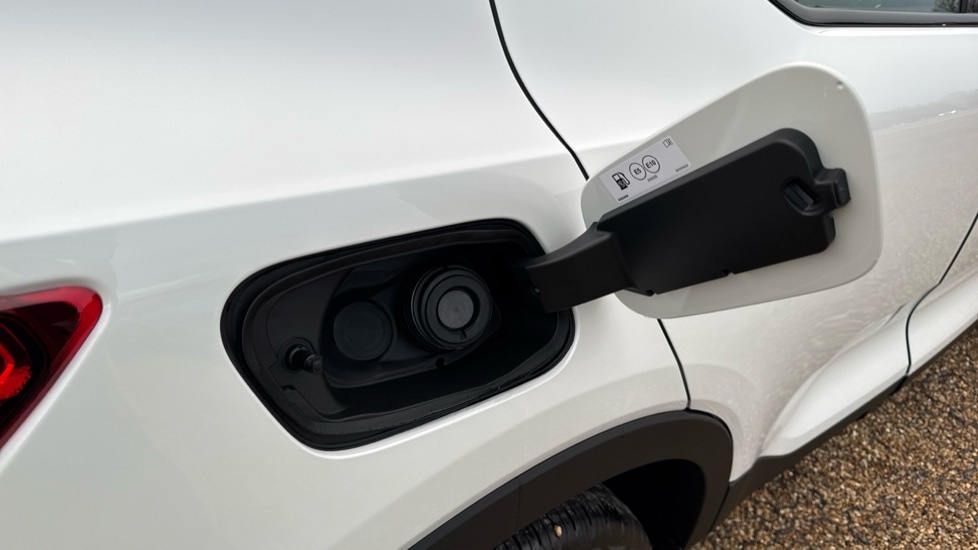 Used Volvo XC40 2025 for sale - 76458975: Photo 42