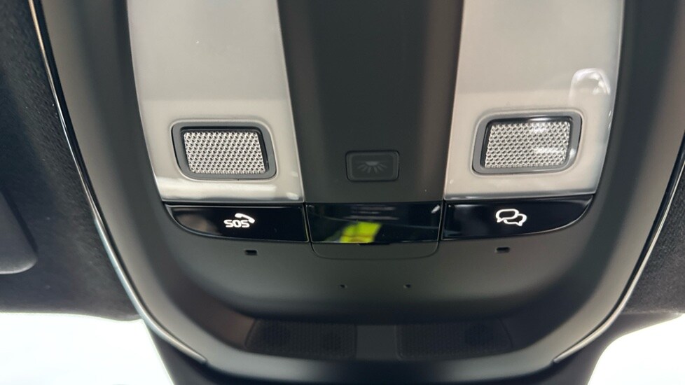 Used Volvo XC40 2025 for sale - 76458975: Photo 44