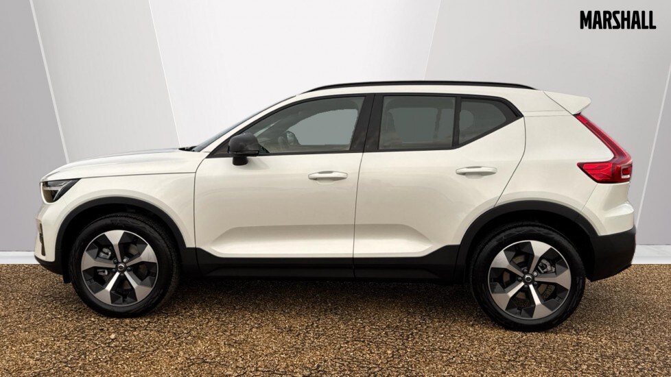 Used Volvo XC40 2025 for sale - 76458975: Photo 8