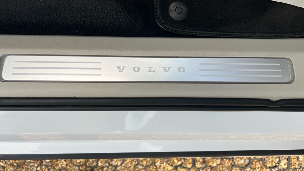 Used Volvo XC90 2023 for sale - 76487376: Photo 43