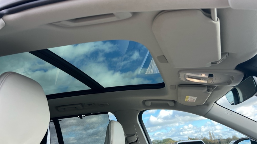 Used Volvo XC90 2023 for sale - 76487376: Photo 44