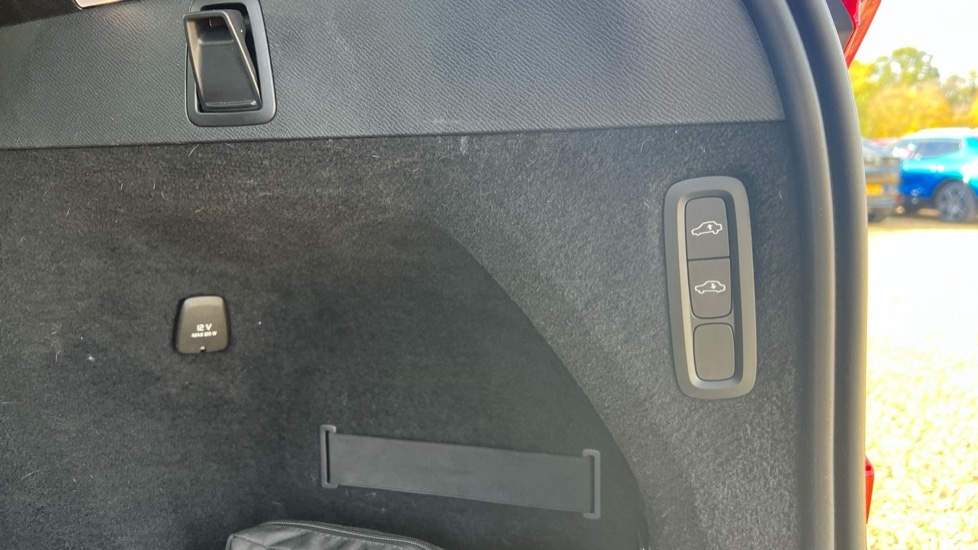 Used Volvo XC90 2023 for sale - 76487376: Photo 47