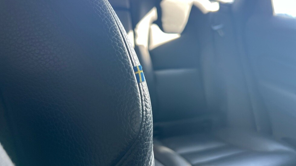 Used Volvo XC60 2023 for sale - 76044455: Photo 27