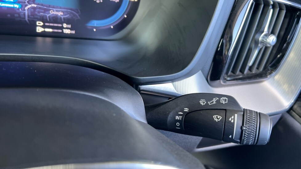 Used Volvo XC60 2023 for sale - 76044455: Photo 30