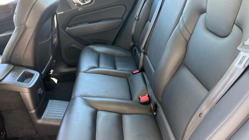 Used Volvo XC60 2023 for sale - 76044455: Photo 38