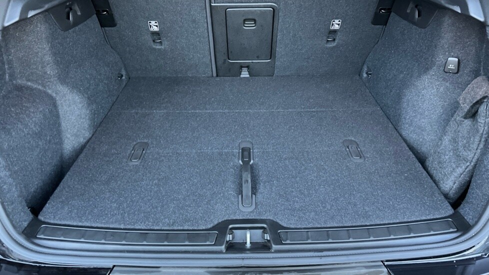 Used Volvo XC40 2024 for sale - 76400729: Photo 17