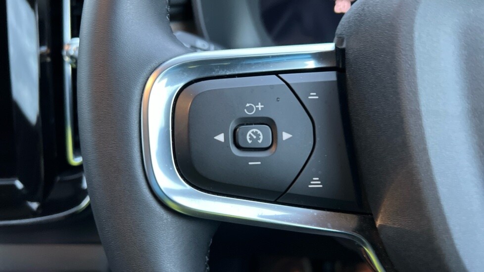 Used Volvo XC40 2024 for sale - 76400729: Photo 18