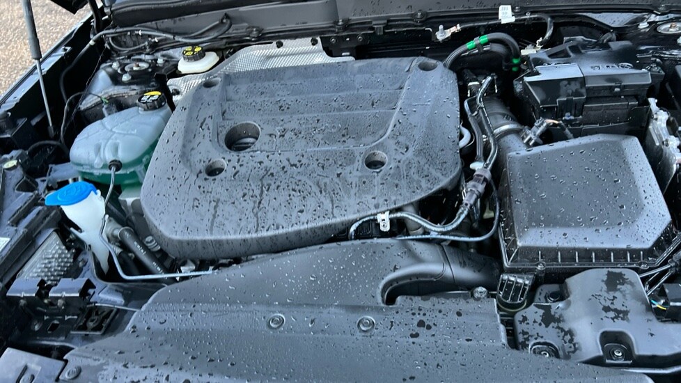 Used Volvo XC40 2024 for sale - 76400729: Photo 23