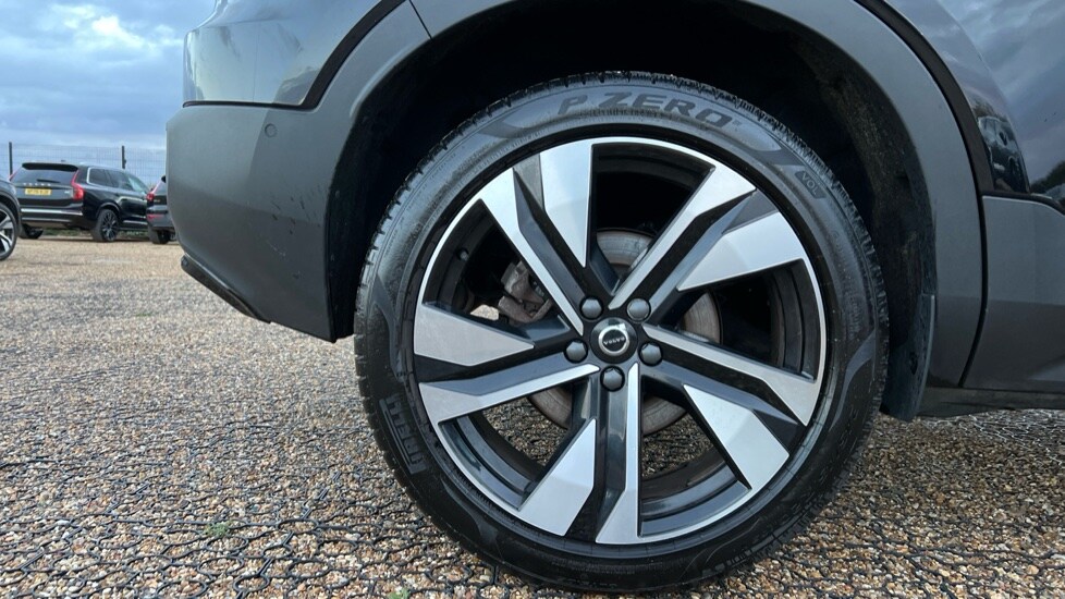 Used Volvo XC40 2024 for sale - 76400729: Photo 24