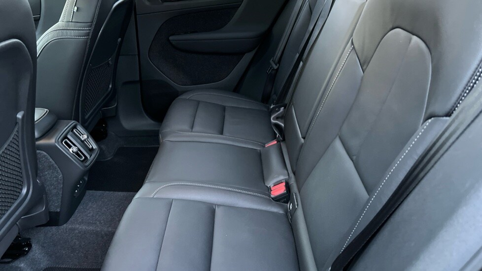 Used Volvo XC40 2024 for sale - 76400729: Photo 38