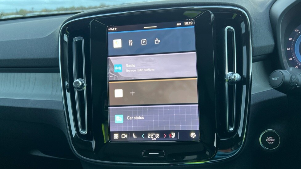 Used Volvo XC40 2024 for sale - 76400729: Photo 40