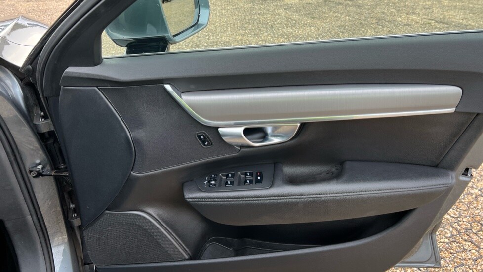 Used Volvo V90 2018 for sale - 76709446: Photo 15