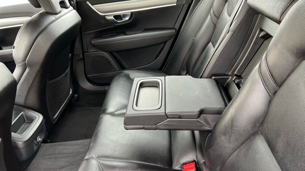 Used Volvo V90 2018 for sale - 76709446: Photo 31