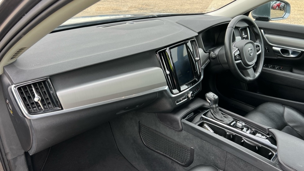 Used Volvo V90 2018 for sale - 76709446: Photo 4