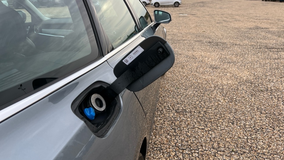 Used Volvo V90 2018 for sale - 76709446: Photo 42