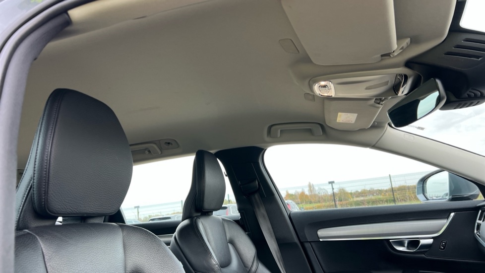 Used Volvo V90 2018 for sale - 76709446: Photo 44